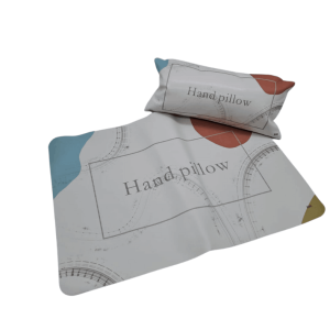 APOYADORES DE BRAZO CON TAPETE - H